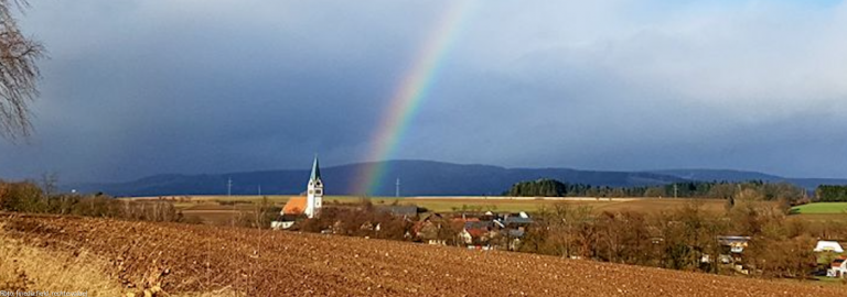 Titelbild Wirbenzer Kirche vom Höhenweg aus