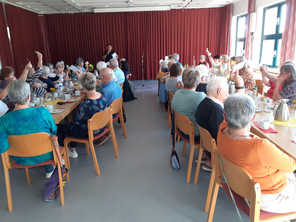 Cafe miteinander als Informationsbörse