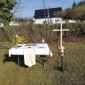 Altar mit neuem Birkenkreuz beim Freiluftgottesdienst in Immenreuth am Ostermontag