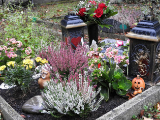 Grab auf dem Friedhof II der Sophiengemeinde Berlin 01