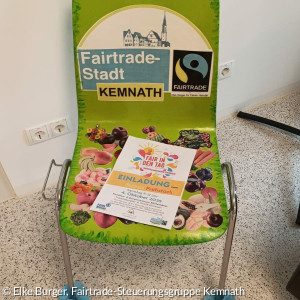 Fairtrade-Stuhl im „Mittendrin“ (2025)